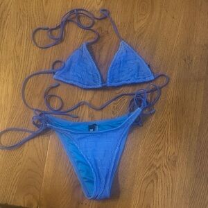 Triangl Swimwear Textured Blue Bikini Set w/bag